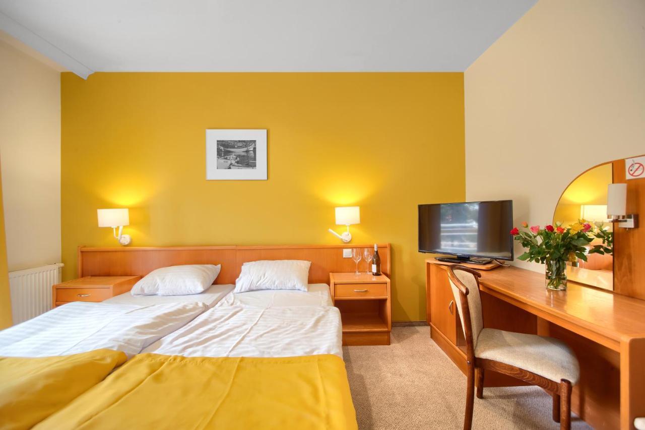 Taaakaryba Hotel Kolobrzeg Ngoại thất bức ảnh