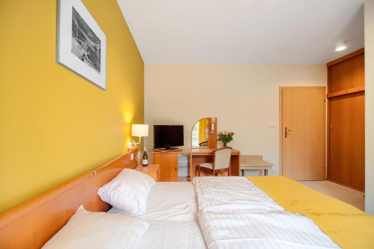 Taaakaryba Hotel Kolobrzeg Ngoại thất bức ảnh